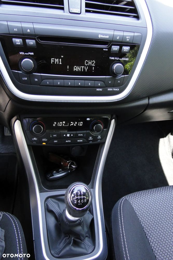 Suzuki SX4 S-Cross 1.6 DDiS 4x4 limited+ - 12