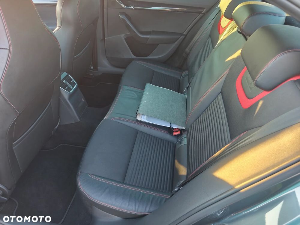 Skoda Octavia 2.0 TDI (Green tec) RS - 14