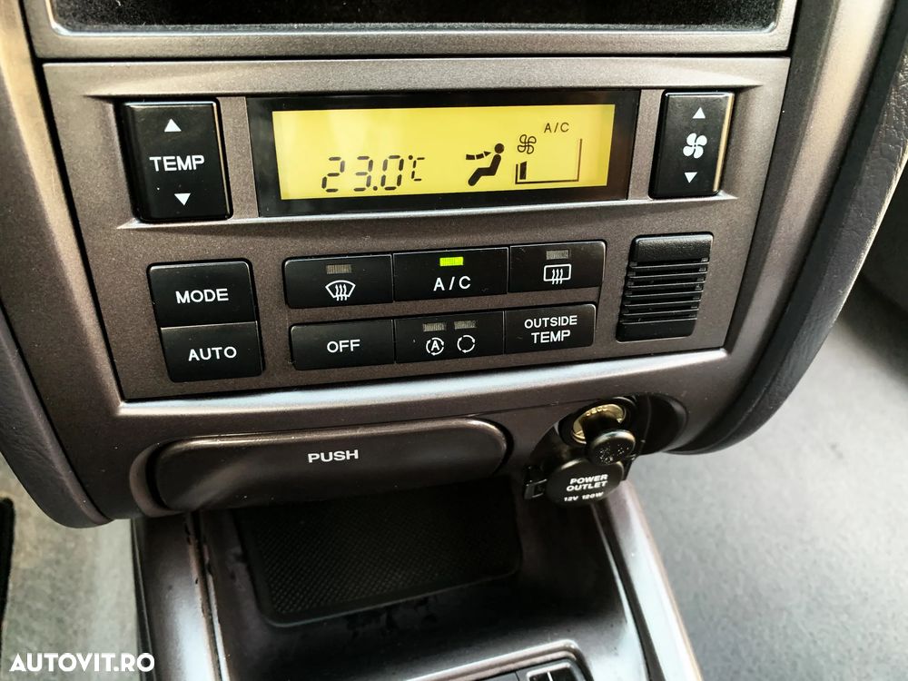 Hyundai Elantra - 19