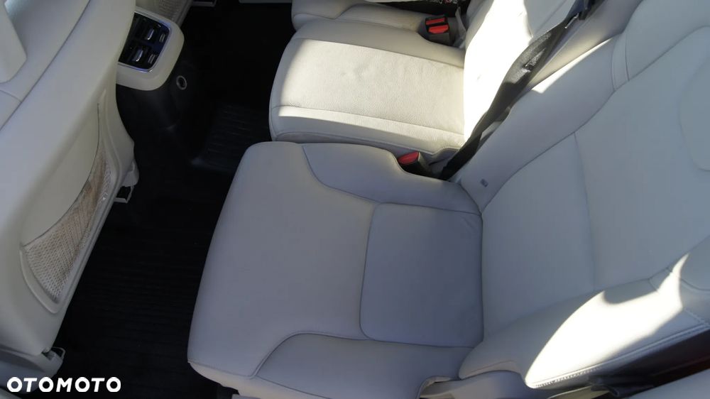 Volvo XC 90 T8 AWD Twin Engine Geartronic Inscription - 13