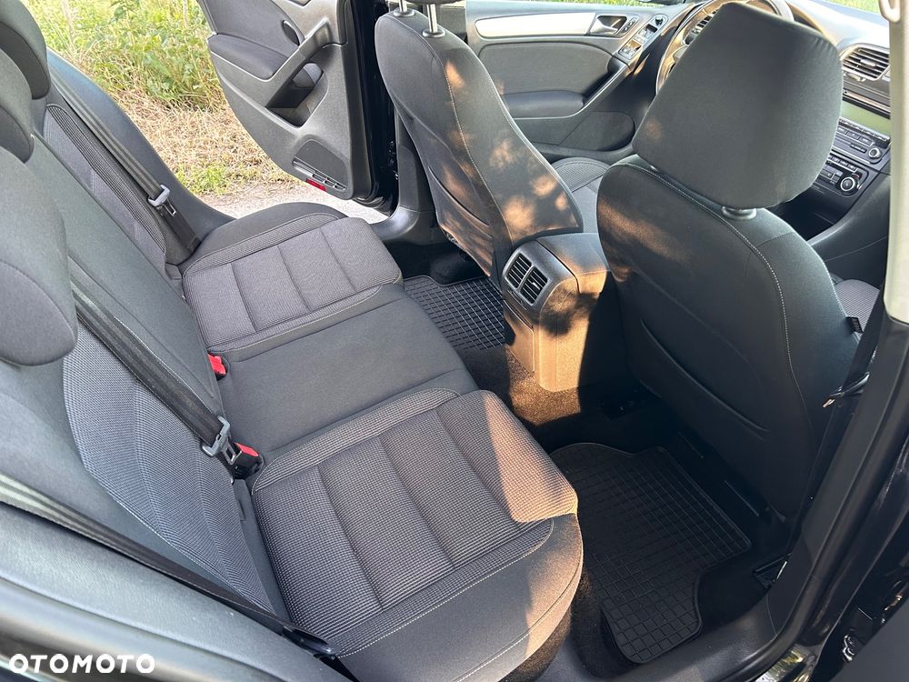 Volkswagen Golf 1.6 Comfortline - 14