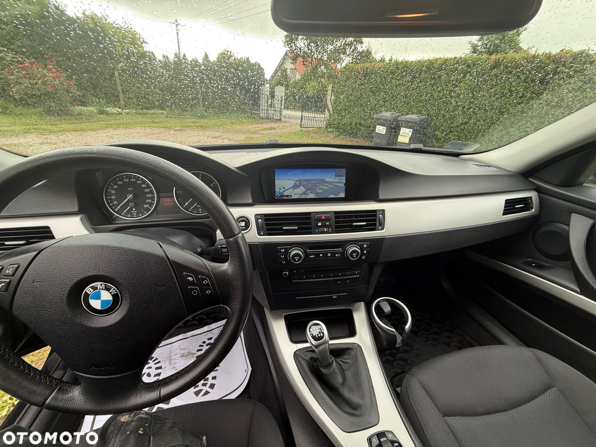 BMW Seria 3 318d - 1