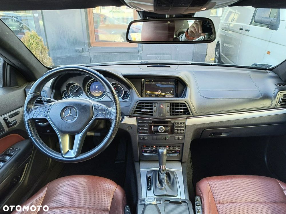 Mercedes-Benz Klasa E 250 BlueEFFICIENCY 7G-TRONIC - 12