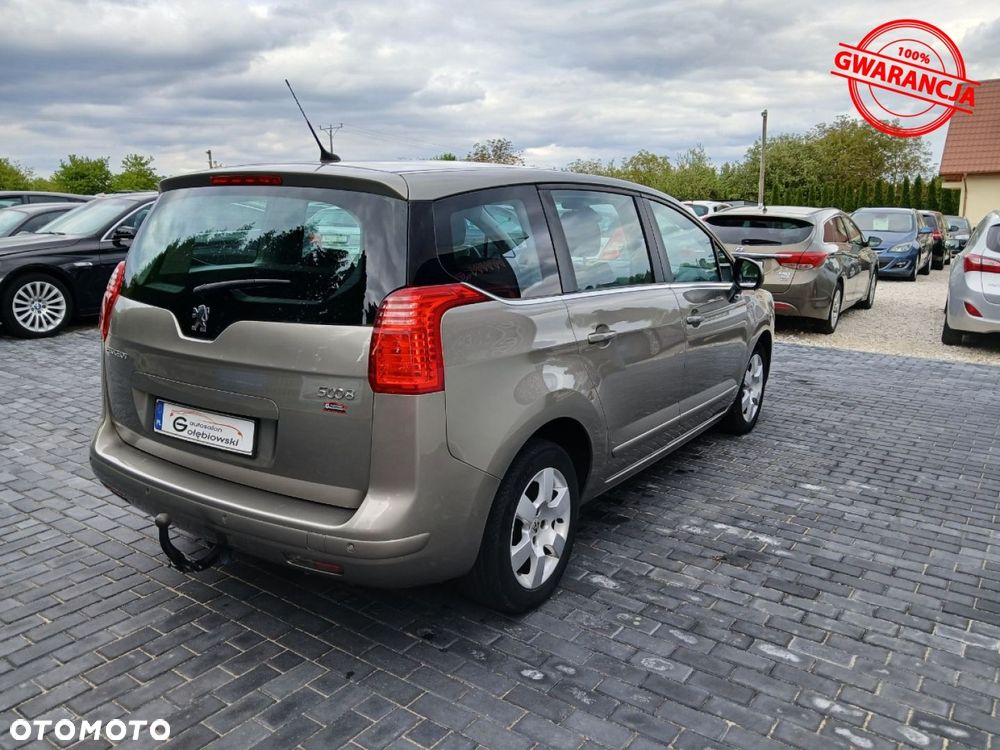 Peugeot 5008 2.0 HDi Family - 9