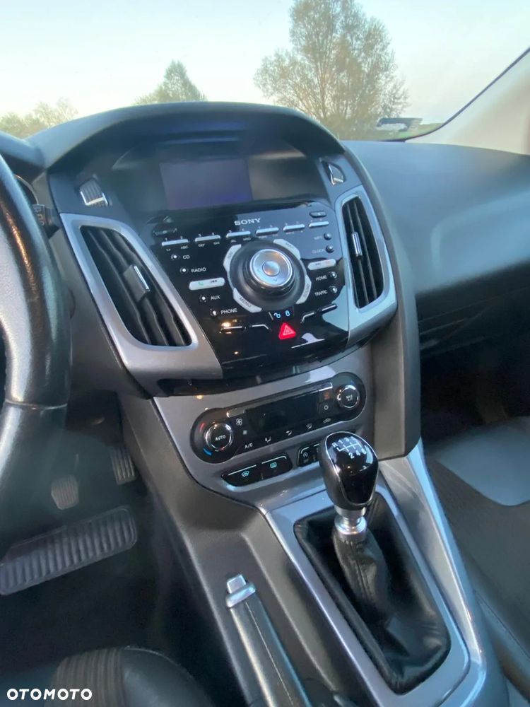 Ford Focus 1.6 EcoBoost Start-Stopp-System Titanium - 12