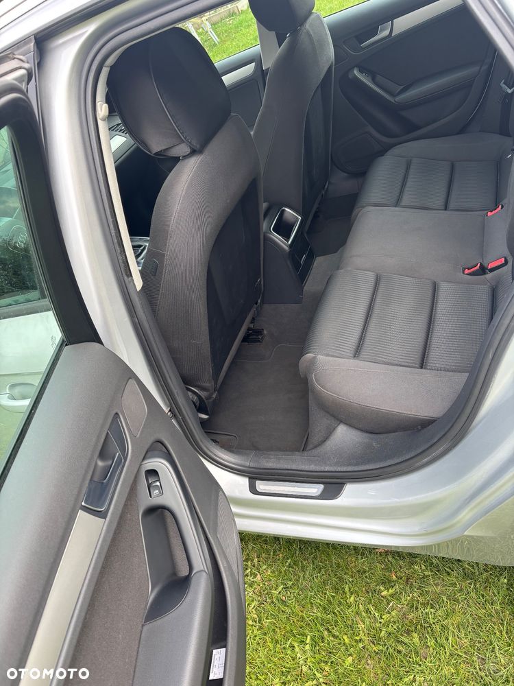 Audi A4 Avant 2.0 TDI DPF - 10