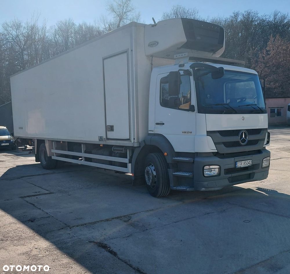 Mercedes-Benz AXOR - 4
