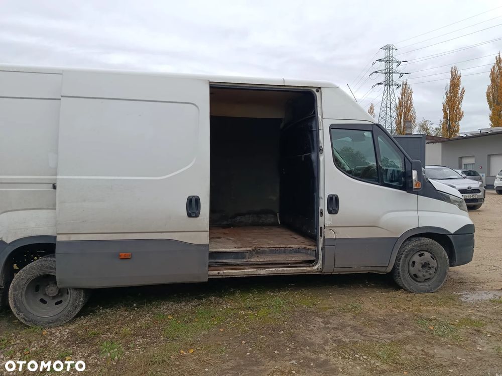 Iveco Daily 35C14 D - 9