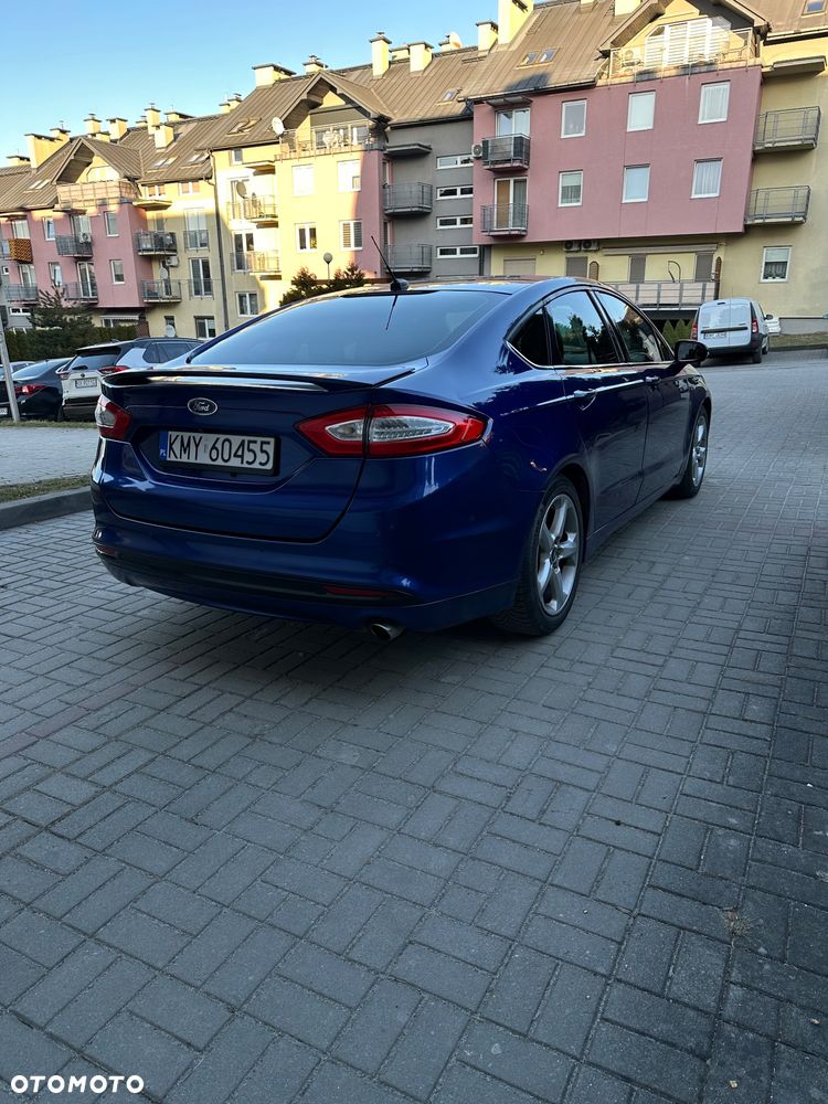 Ford Fusion - 3