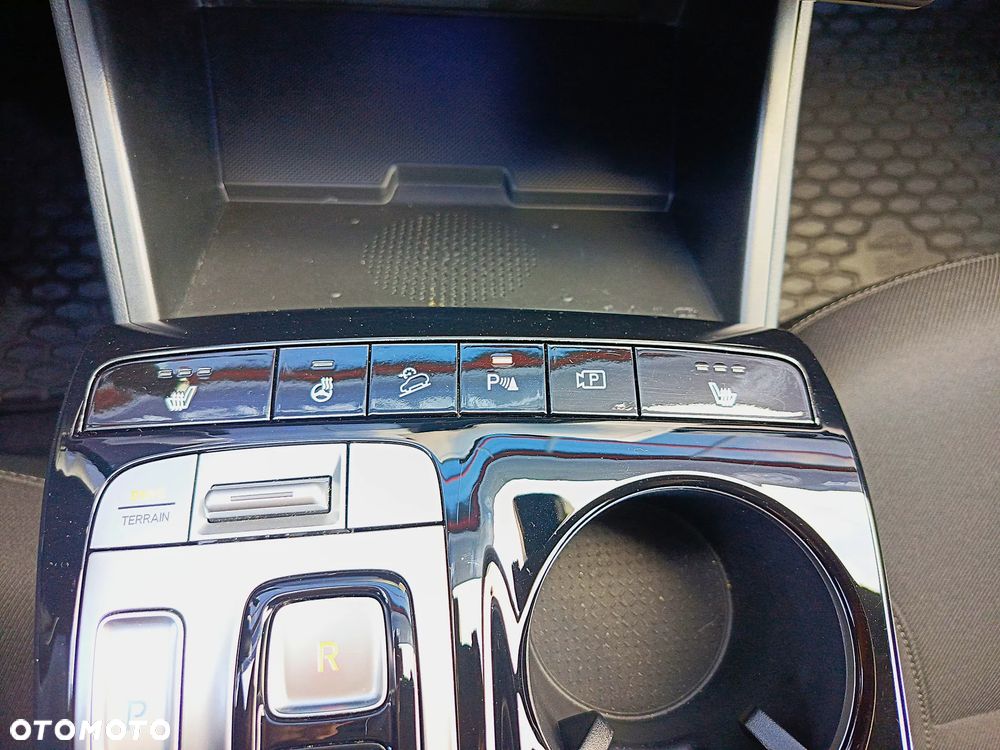 Hyundai Tucson 1.6 T-GDi HEV Executive 2WD - 22