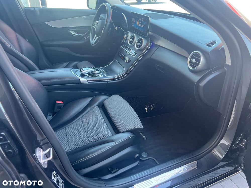 Mercedes-Benz Klasa C 200 d 9G-TRONIC - 9