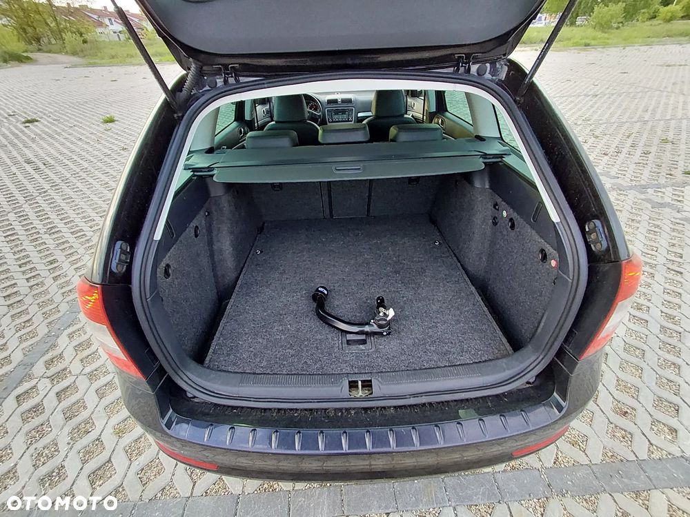 Skoda Octavia 1.6 TDI DPF Elegance - 8