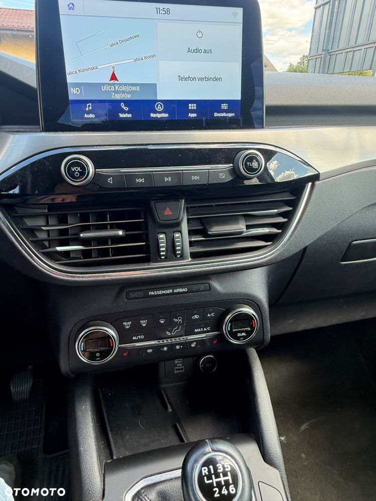 Ford Kuga - 9
