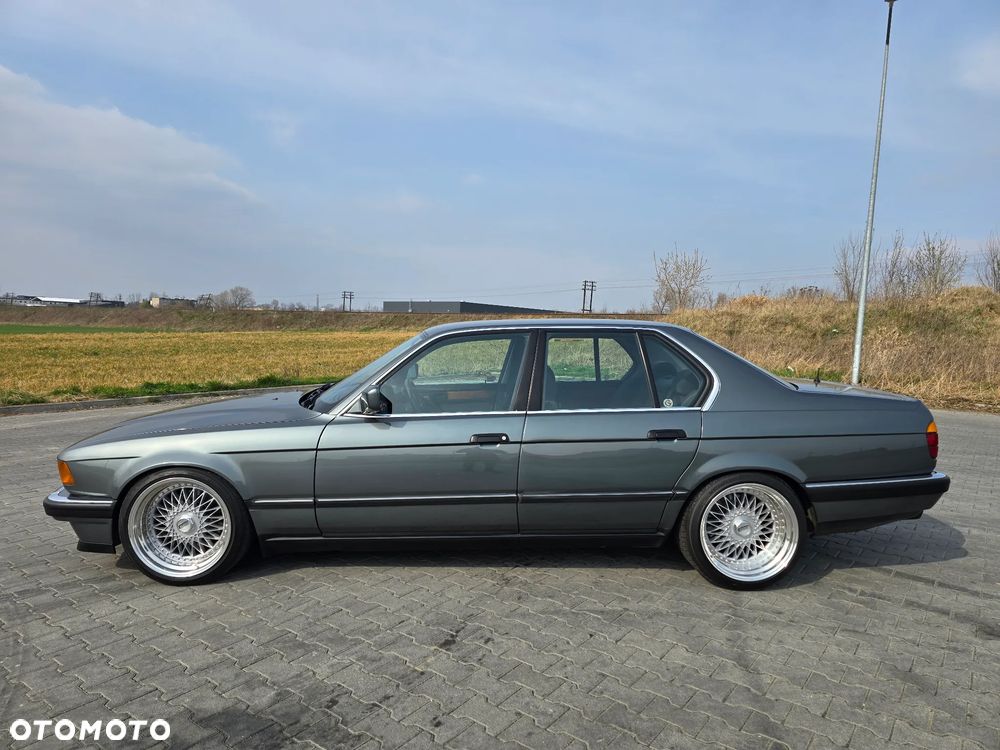 BMW Seria 7 - 7