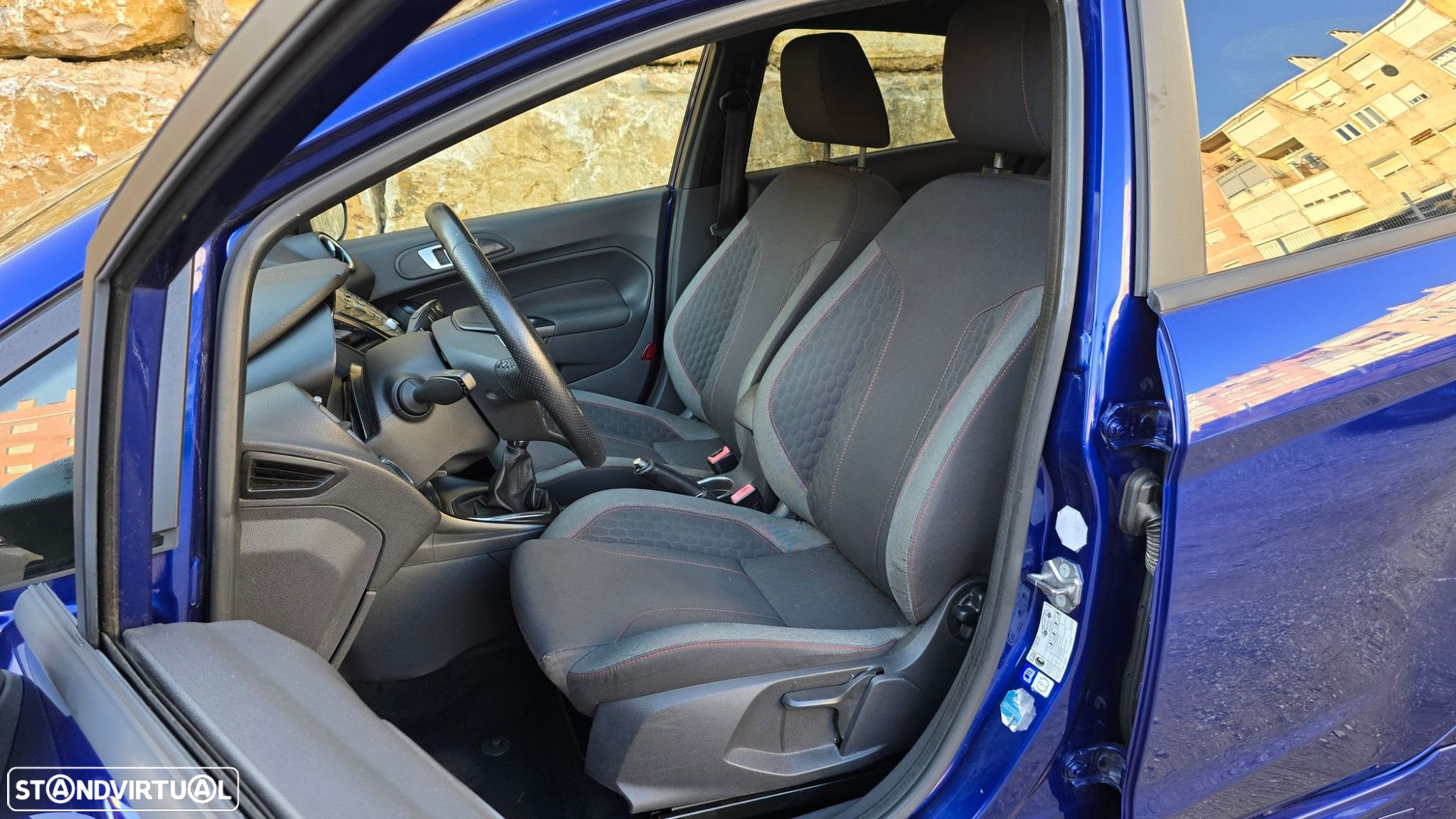 Ford Fiesta 1.0 T EcoBoost STLine - 32