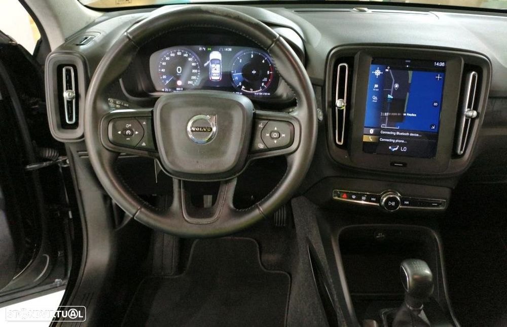 Volvo XC 40 2.0 D3 - 4