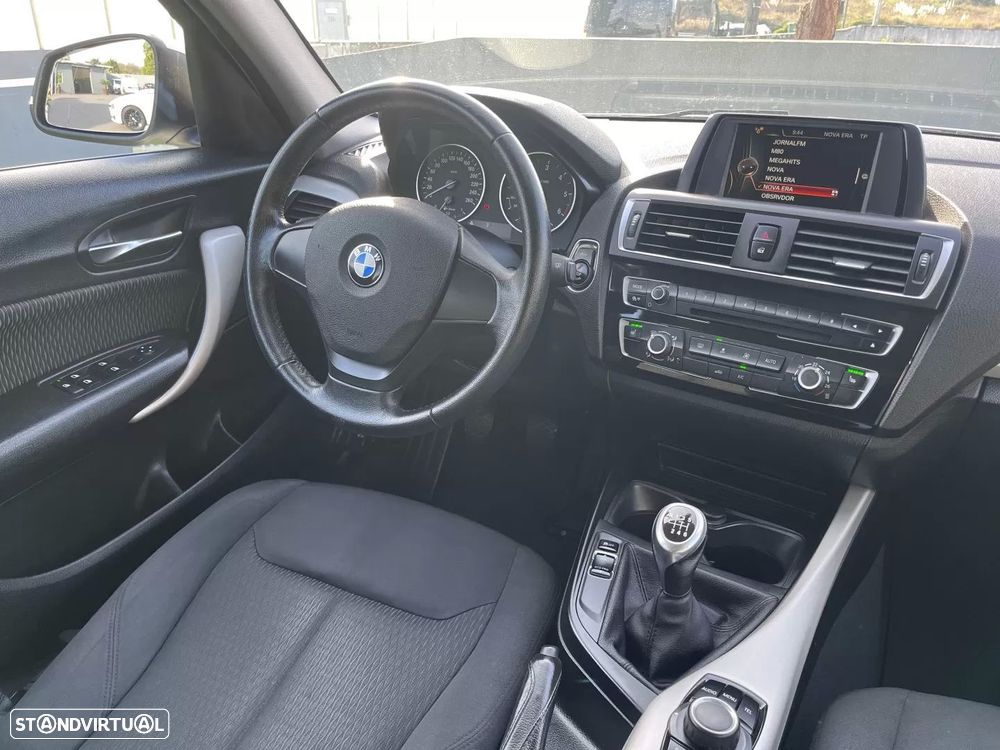 BMW 116 d Line Sport - 29