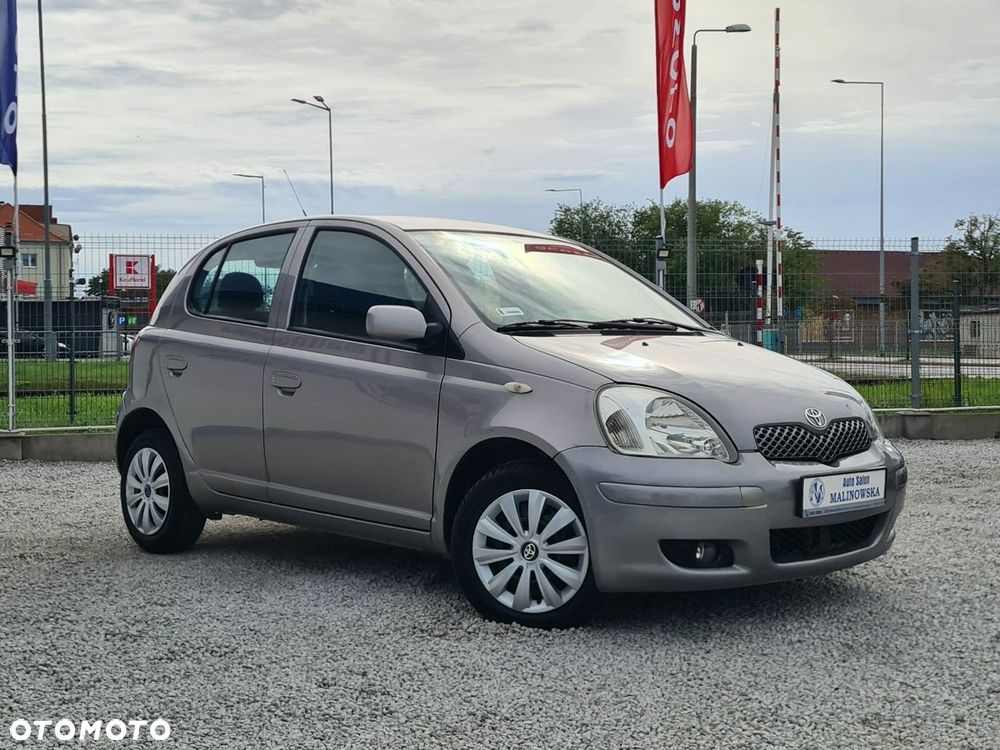 Toyota Yaris 1.3 VVT-i Luna - 4