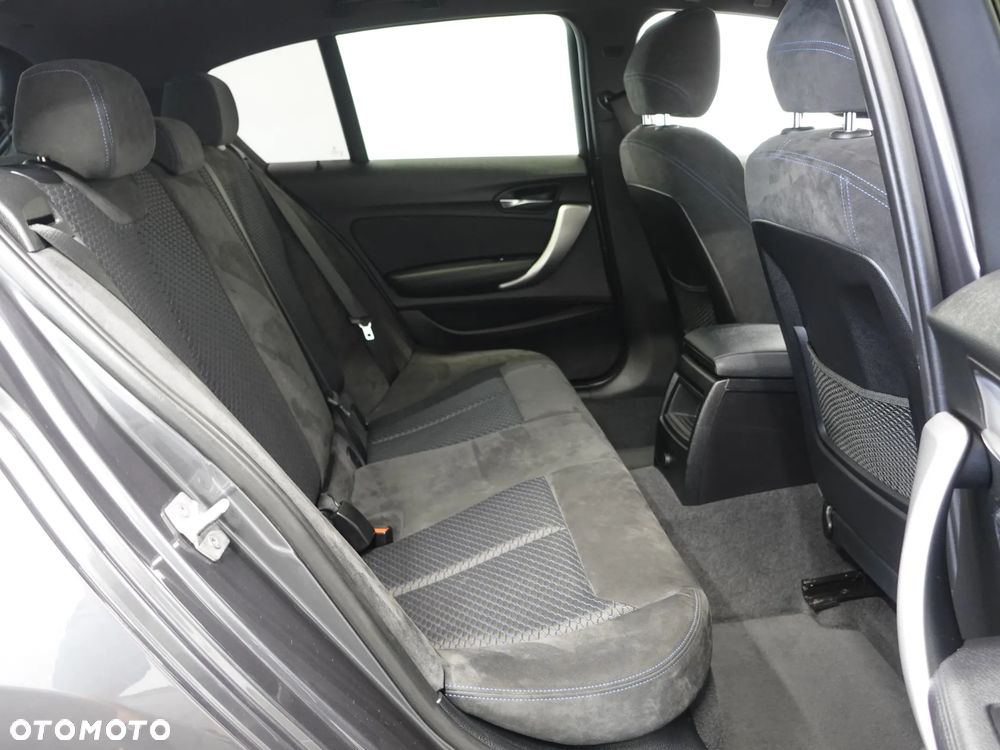 BMW Seria 1 - 24