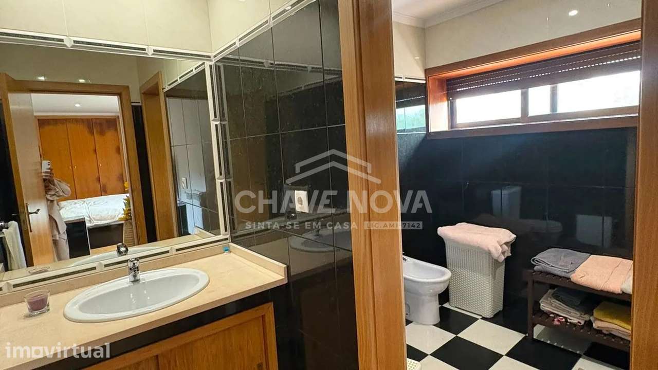 Apartamento T3 Mobilado c/ Garagem Box em São João de Ver - SMFeira - Grande imagem: 4/14