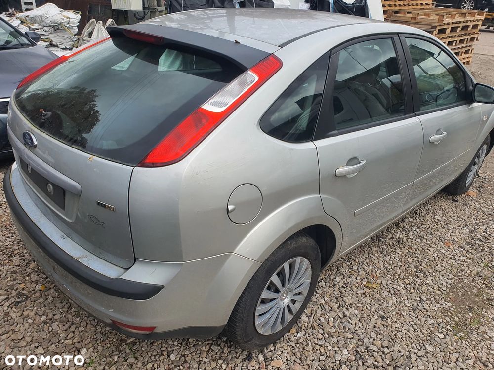 ford focus mk2 DA3 03 maska zderzak lampa grill błotnik drzwi zbiornik paliwa szyba - 2