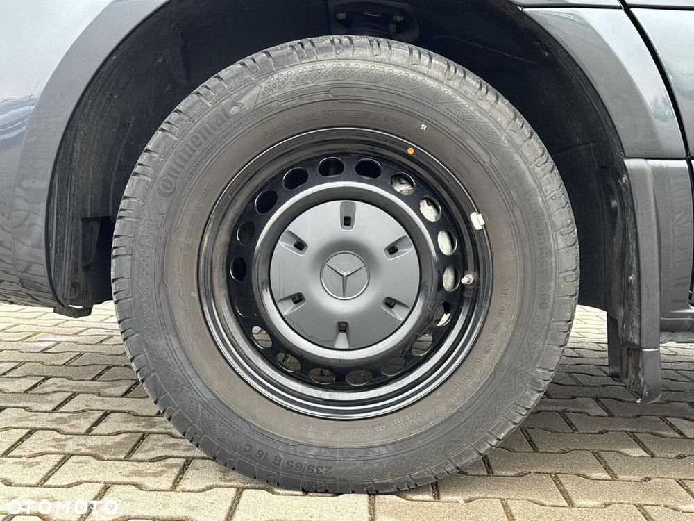 Mercedes-Benz Sprinter - 10