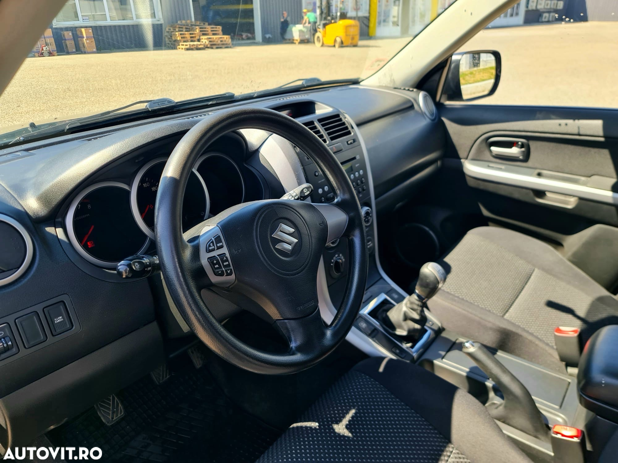 Suzuki Grand Vitara 2.0 Comfort - 5
