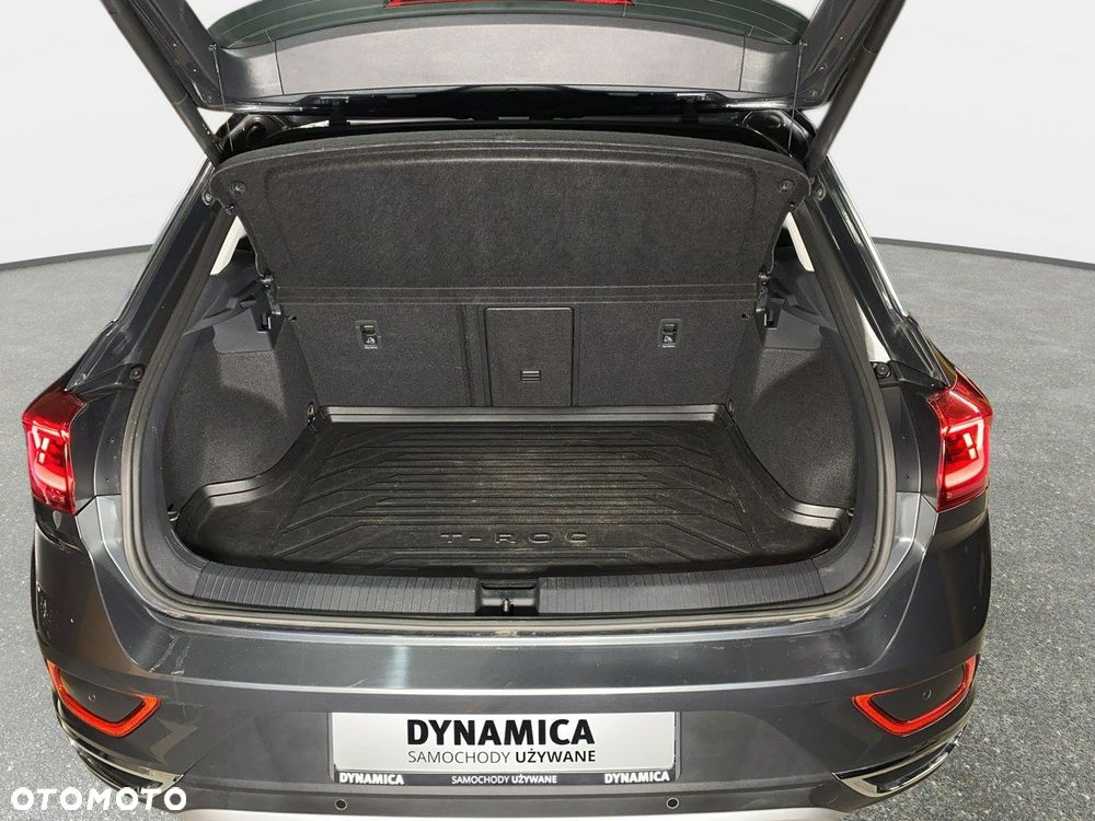 Volkswagen T-Roc - 16