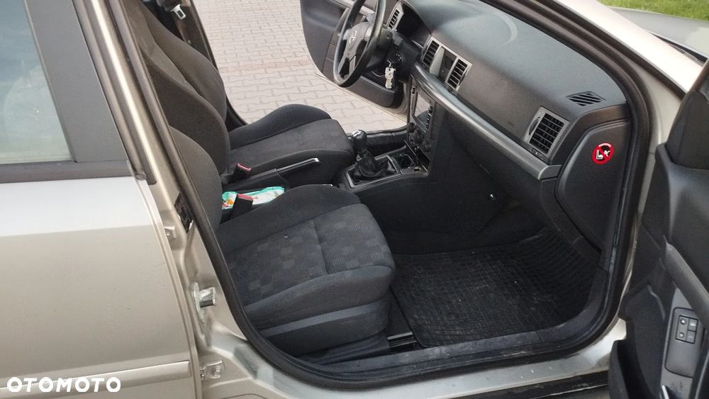Opel Vectra - 16