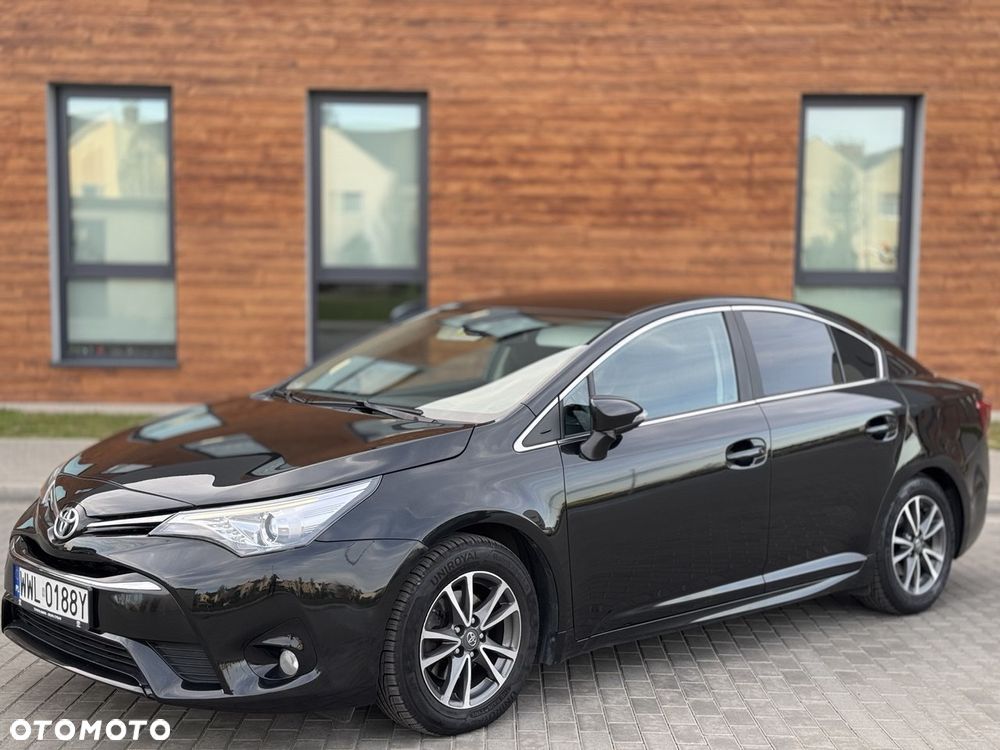 Toyota Avensis 1.8 Premium - 1