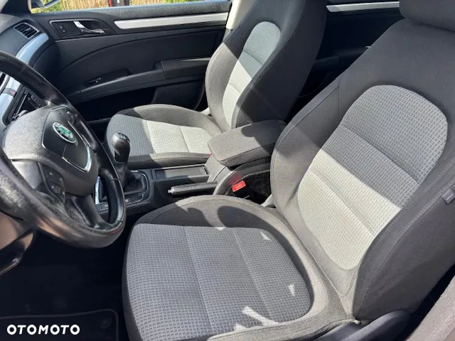 Skoda Superb 1.6 TDI Comfort / Active Greenline - 18