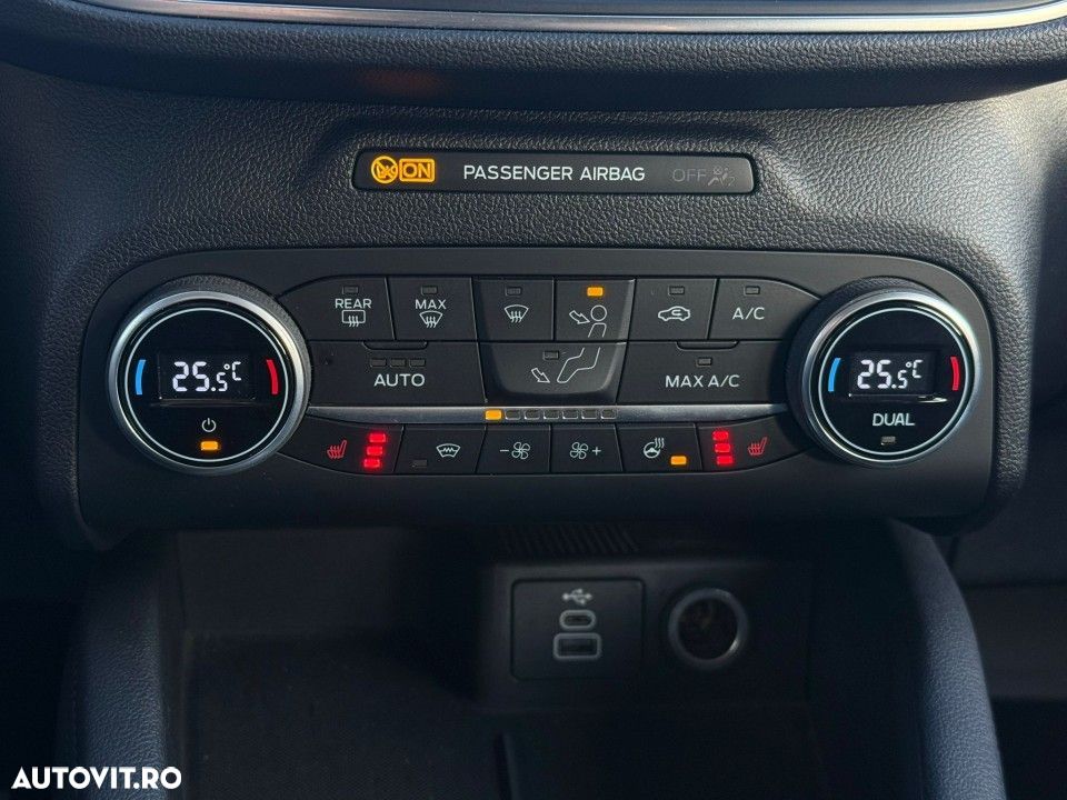 Ford Kuga 2.5 Duratec PHEV Titanium - 17