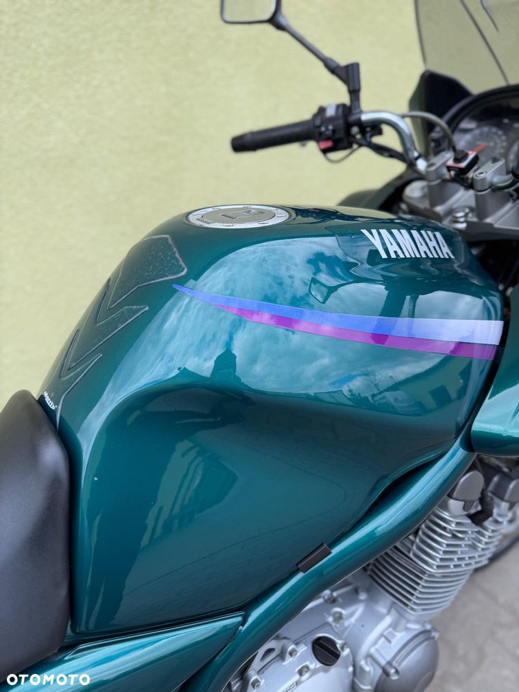 Yamaha XJ - 17