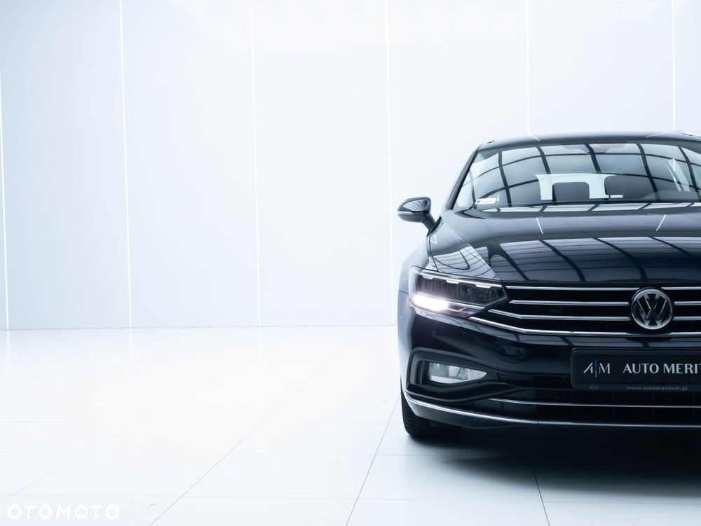Volkswagen Passat Variant 2.0 TSI Business DSG - 4