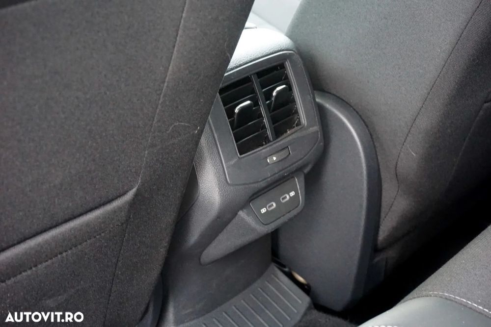 Volkswagen T-ROC 1.5 TSI ACT OPF DSG Style - 27
