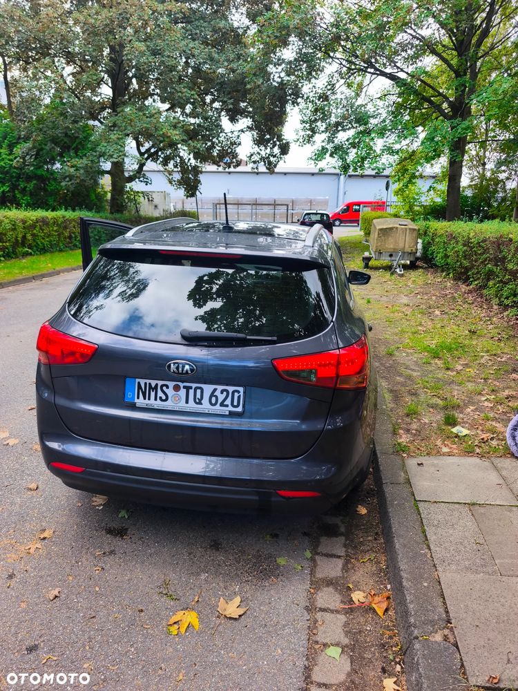 Kia Ceed 1.6 GDI DCT Spirit - 3
