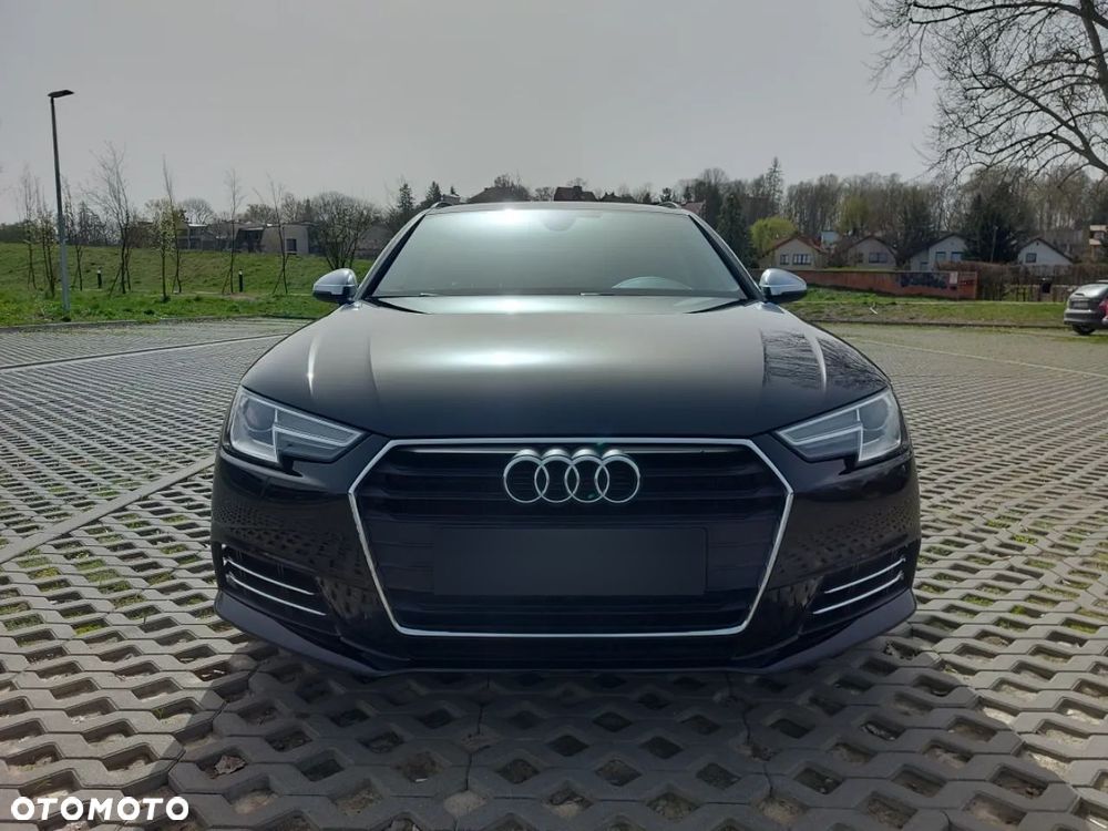 Audi A4 Avant 2.0 TDI - 1