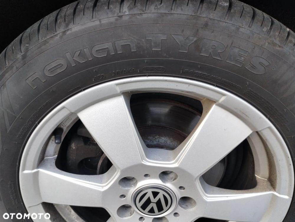 Volkswagen Passat 1.9 TDI Highline - 7
