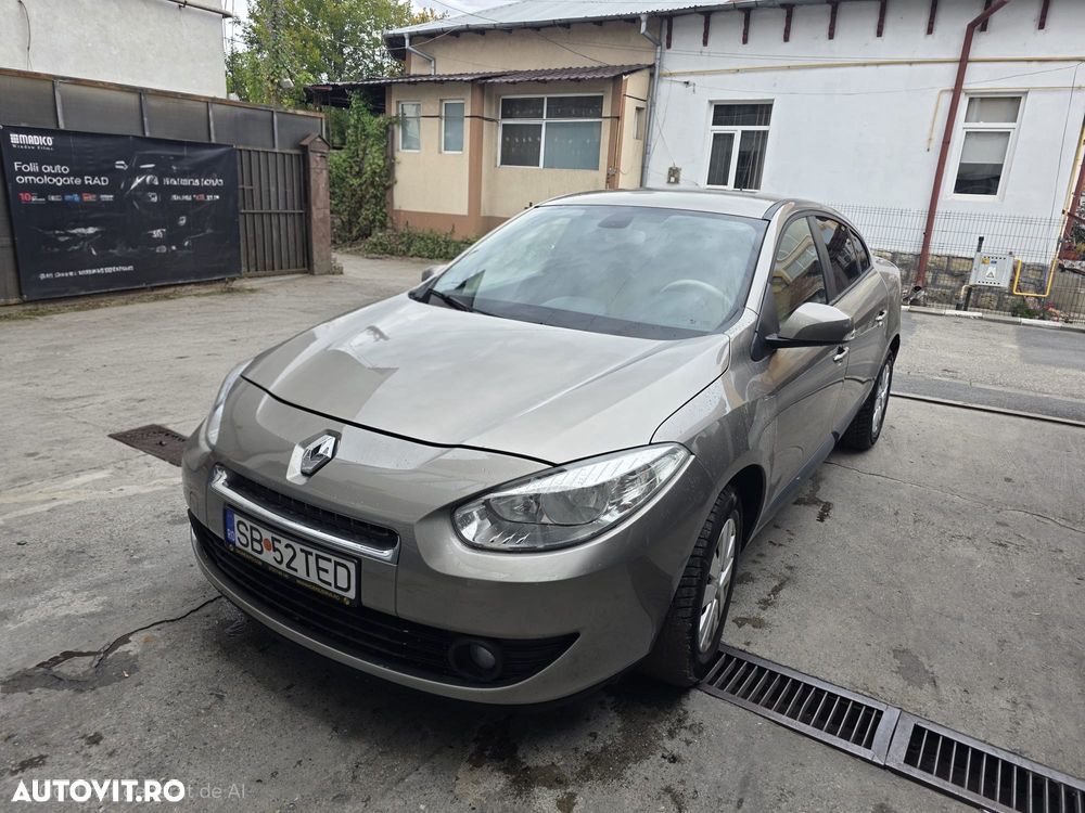 Renault Fluence 1.6 16V Authentique - 1
