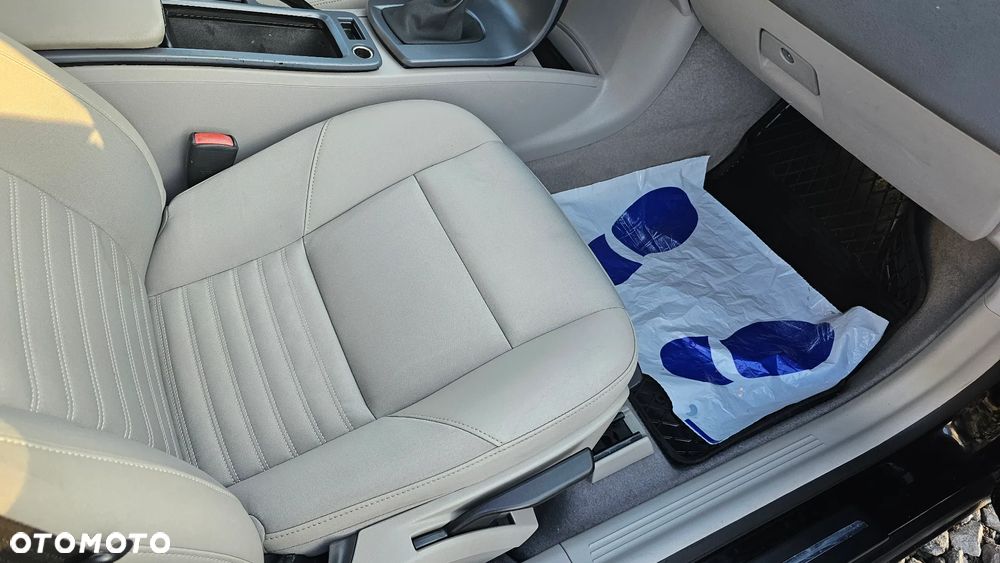 Volvo V50 2.0D Momentum - 16