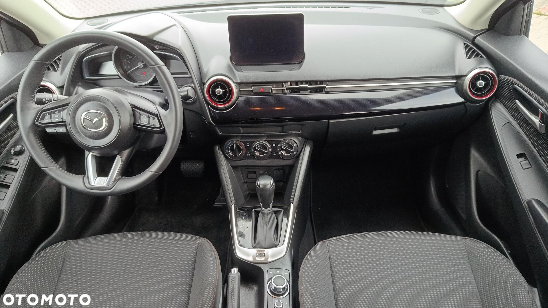 Mazda 2 - 11
