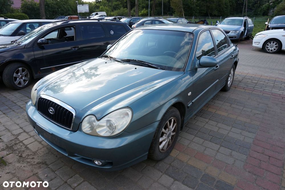 HYUNDAI SONATA IV LIFT 2002 VL 2.0 16V G4JP 136KM ZIELONY na części - 1