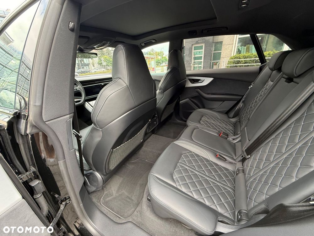 Audi Q8 - 23