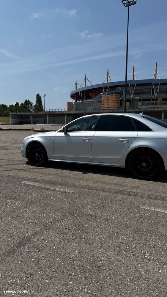 Audi A4 2.0 TFSI S line Sport Pack - 4