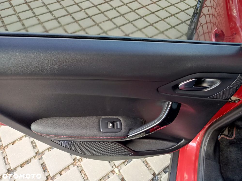 Peugeot 2008 PureTech 130 GPF Stop&Start Allure - 27