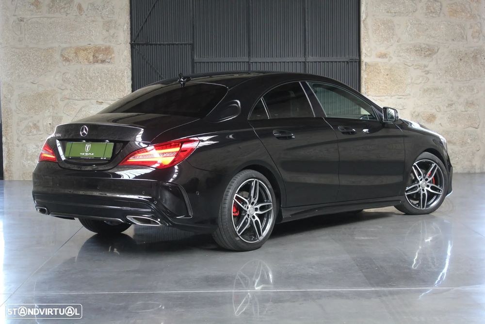 Mercedes-Benz CLA 200 d 7G-DCT AMG Line - 4
