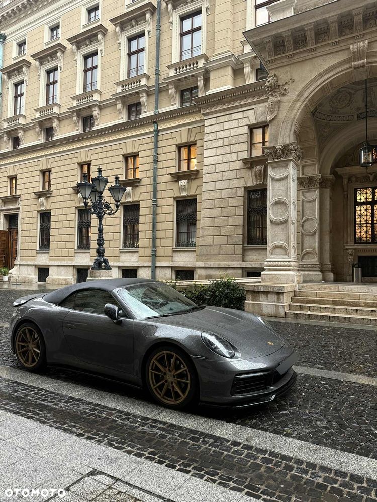 Porsche 911 Carrera - 7