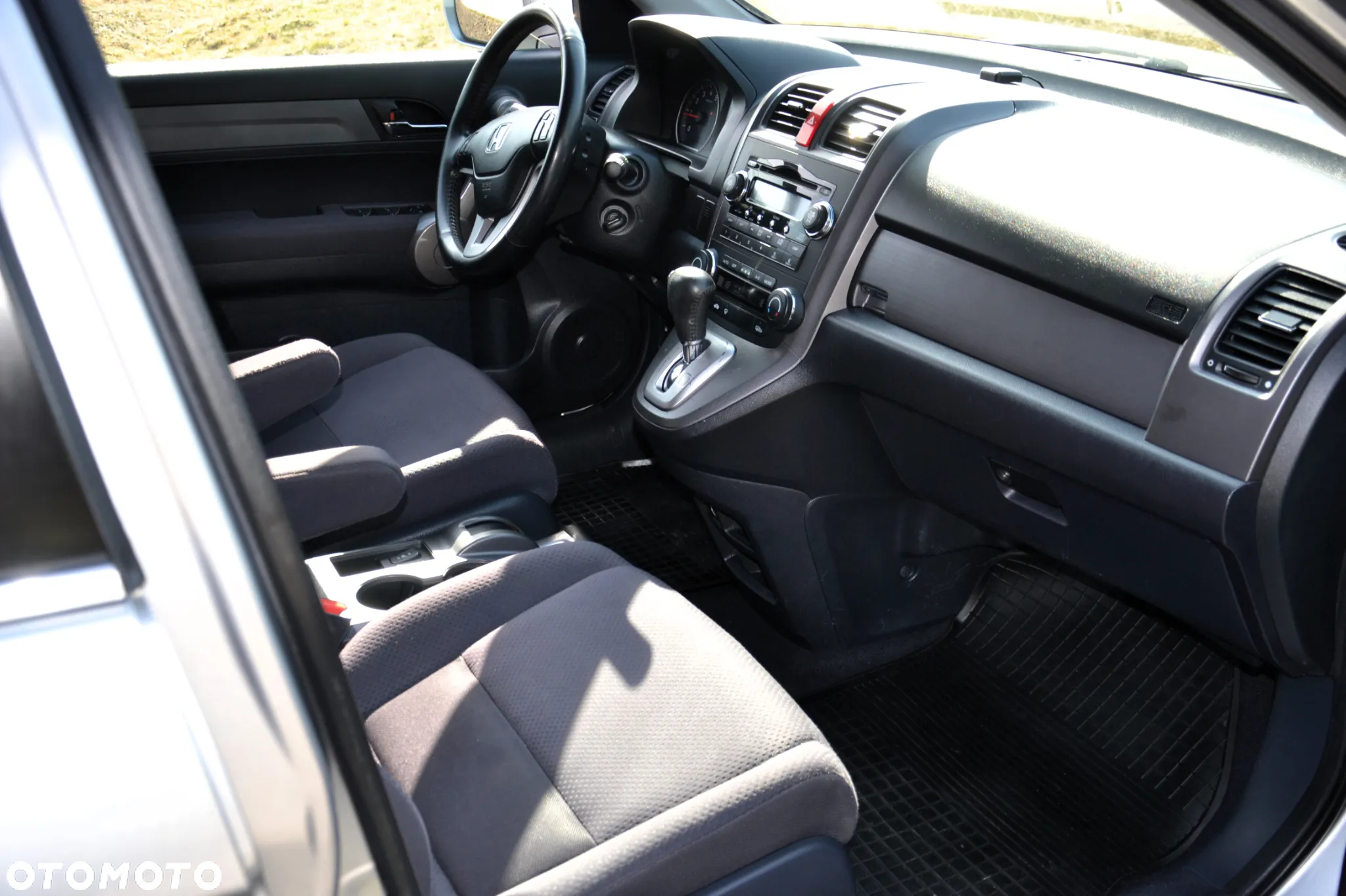 Honda CR-V 2.0i-VTEC Automatik Comfort 50 Jahre Edition - 23