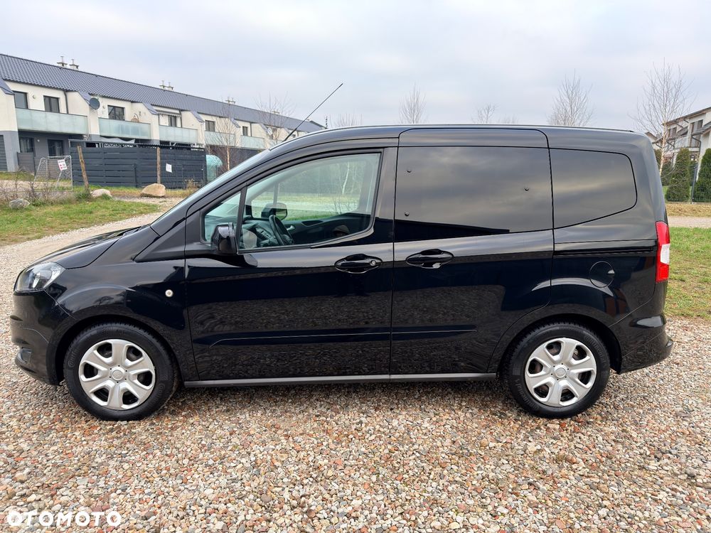 Ford Tourneo Courier 1.0 EcoBoost Titanium - 5