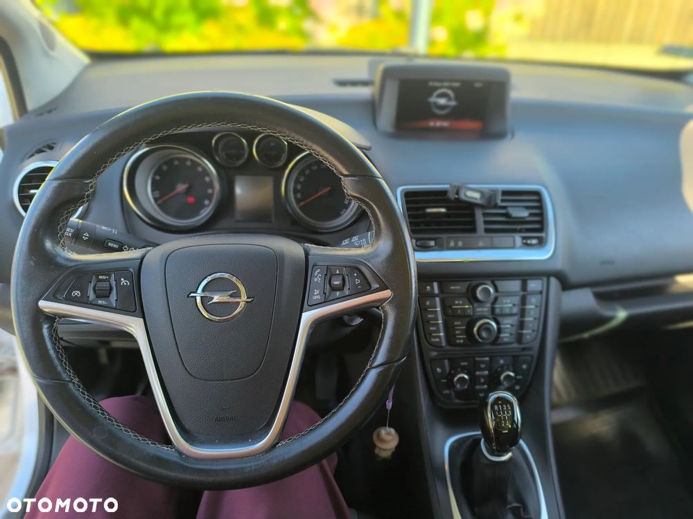 Opel Meriva - 12